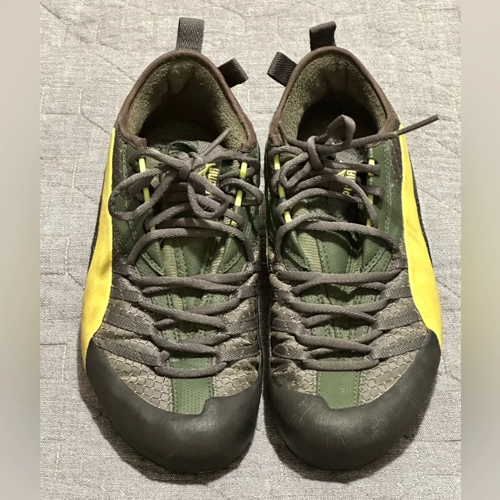 EUC Puma sneakers - gray, green, and yellow - women’s size 9